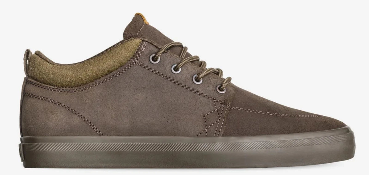 Globe Men's GS Chukka Skate Shoes Low Top Lace Up Round Toe Dark  Brown/ Gum - Photo 1