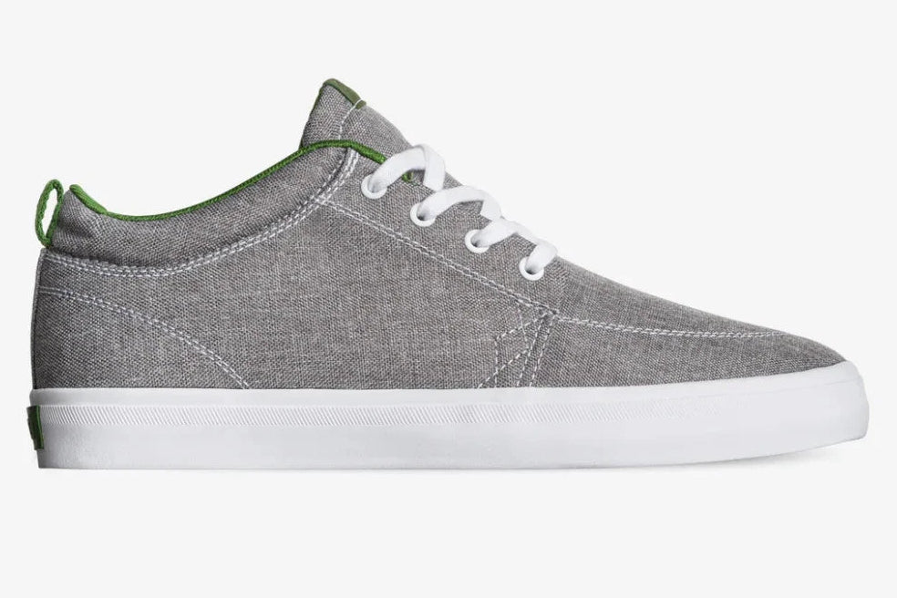 Globe GS Chukka Skate Shoes Mens Low Top Lace Up Round Toe Grey Chambray Rpet - Photo 1