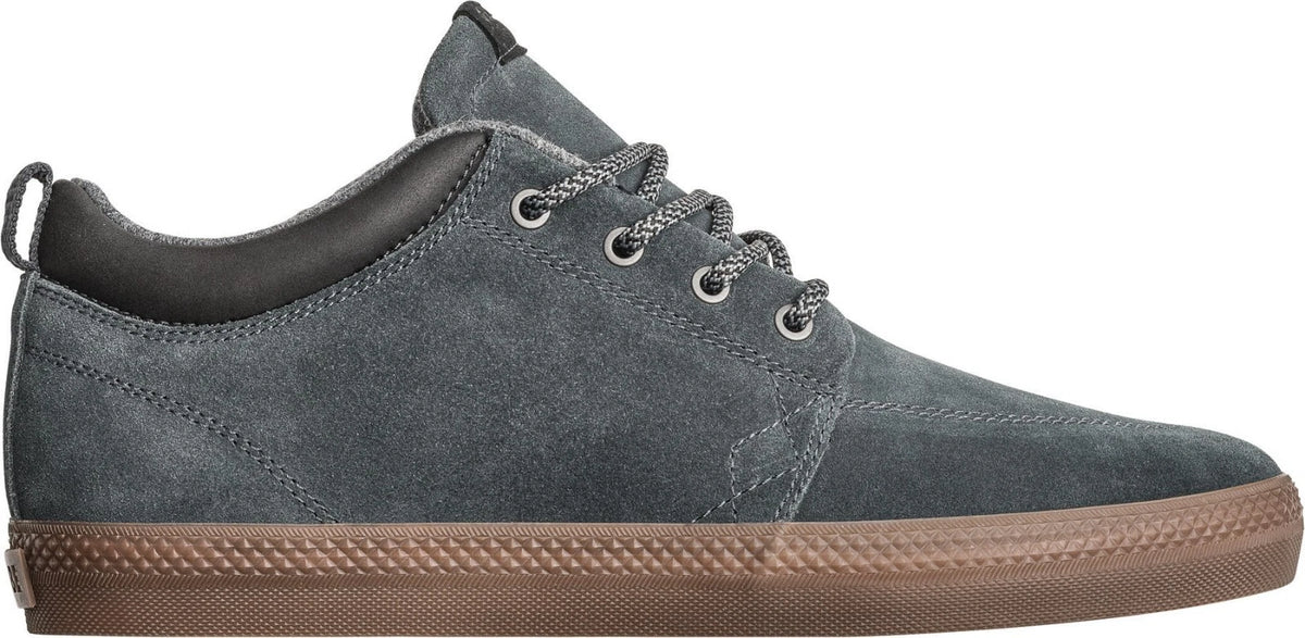 Globe Men's GS Chukka Winter Low Top Lace Up Round Toe Dark Shadow/Tobacco - Photo 1